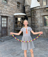 Load image into Gallery viewer, Red and Gold Gryffindor Garland